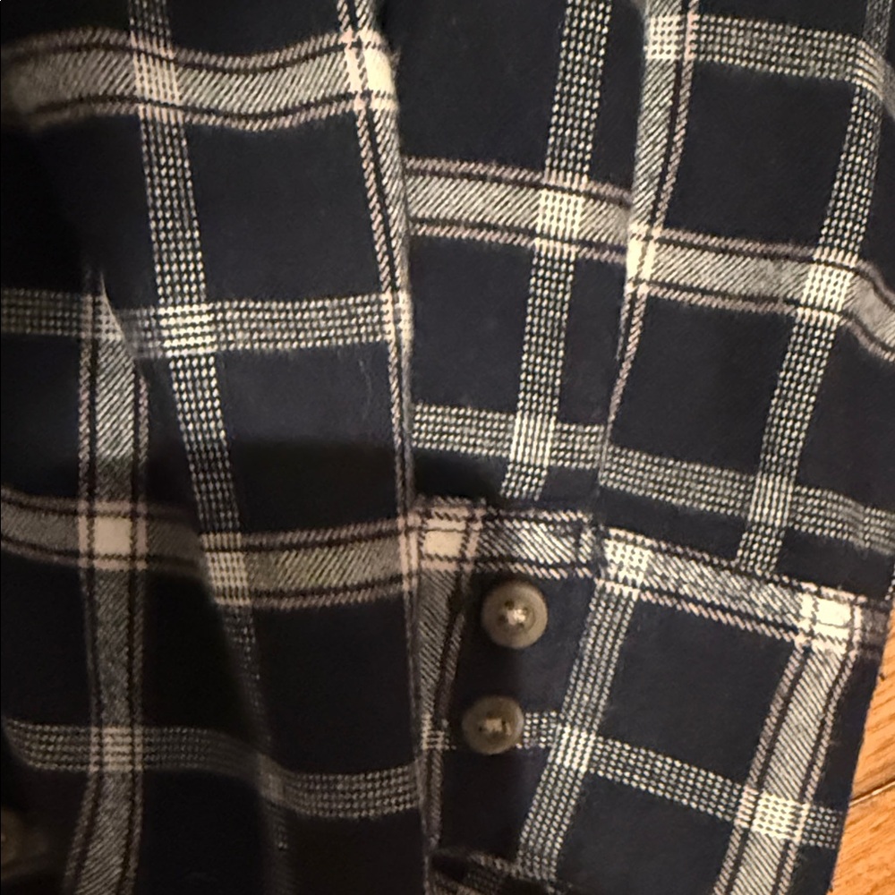 Abercrombie & Fitch Sz M Women’s Boyfriend Flannels-Black, White, Pink, and Blue - Picture 9 of 9